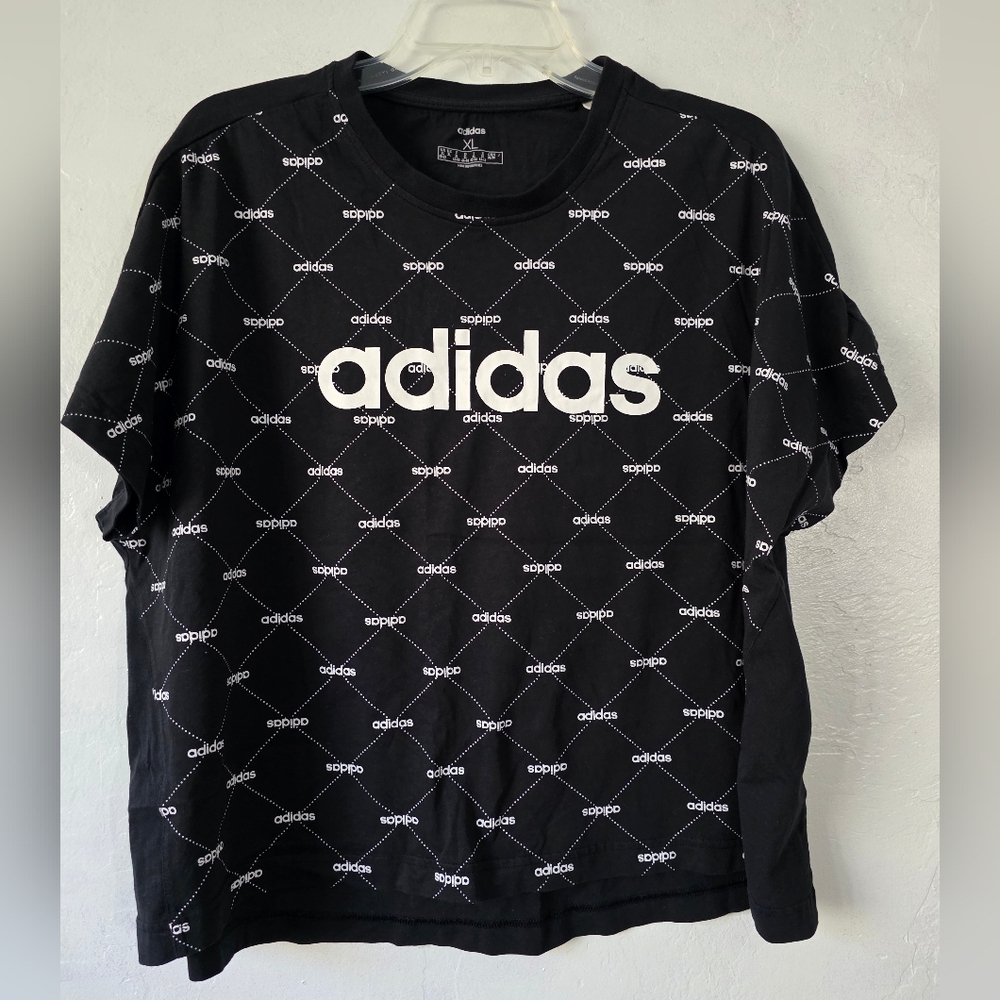 Adidas Black and White Short Sleeve Tee with Trefoil Pattern